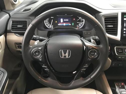 White Diamond Pearl 2016 Honda Pilot Touring