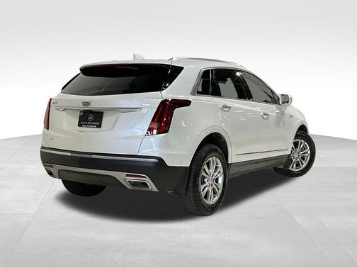 Crystal White Tricoat 2020 Cadillac XT5 Premium Luxury