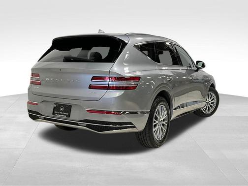 Savile Silver 2025 Genesis GV80 2.5T