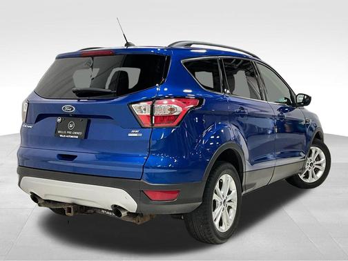 Blue Metallic 2018 Ford Escape SE