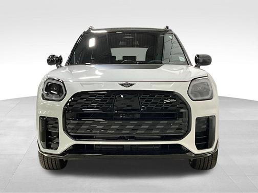 Nanuq White Metallic 2026 MINI Countryman Cooper S ALL4