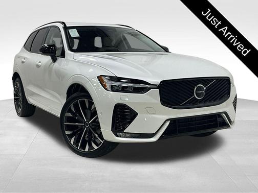 2022 Volvo XC60 B5 Inscription