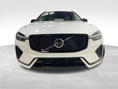 2022 Volvo XC60 B5 Inscription