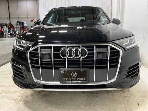 2022 Audi Q7 55 Premium Plus