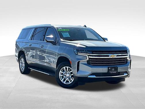 2024 Chevrolet Suburban LT