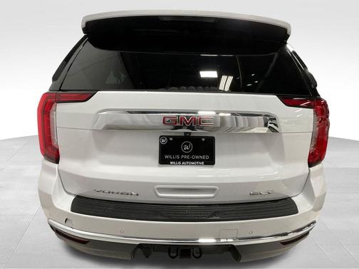 Summit White 2023 GMC Yukon XL SLT