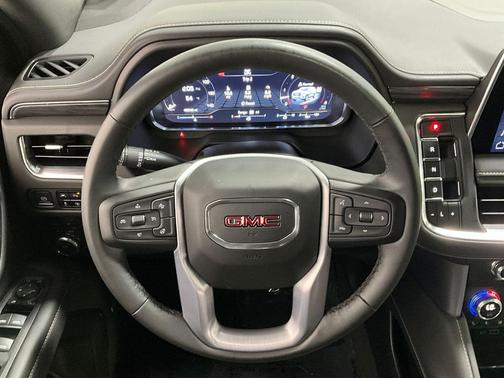 Summit White 2023 GMC Yukon XL SLT
