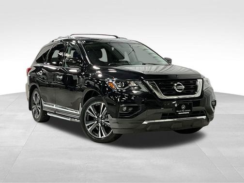 2018 Nissan Pathfinder Platinum