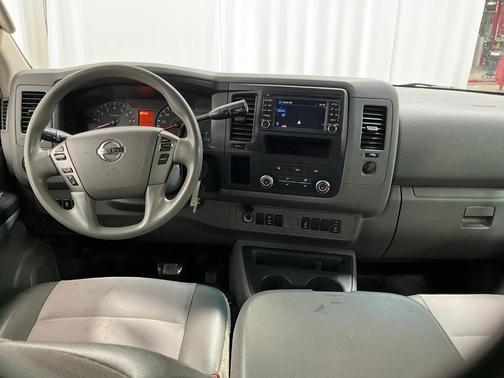 2021 Nissan NV Cargo NV2500 HD SV V6/SV V8