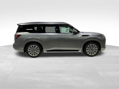 Dynamic Metal 2026 INFINITI QX80 Luxe