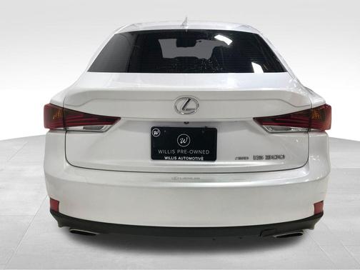 Eminent White Pearl 2018 Lexus IS 300 Base