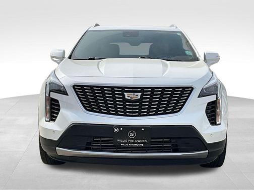2022 Cadillac XT4 Premium Luxury