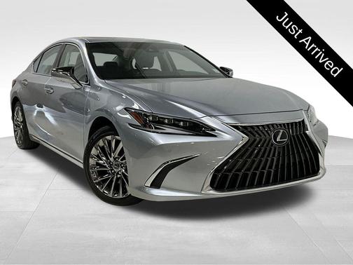 2025 Lexus ES 300h Ultra Luxury
