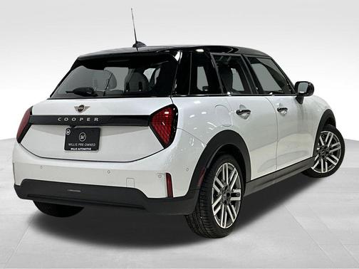 2025 MINI Hardtop Cooper