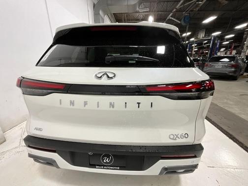 2025 INFINITI QX60 SENSORY