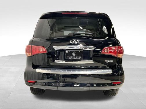 2017 INFINITI QX80 Base