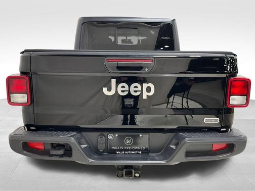 2022 Jeep Gladiator Overland