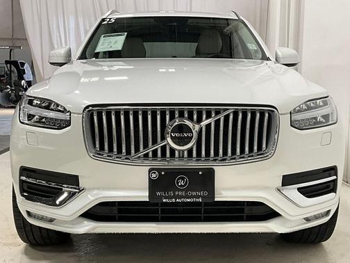 2025 Volvo XC90 B6 Ultra
