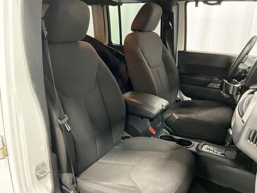 2017 Jeep Wrangler Unlimited Willy Wheeler 4x4