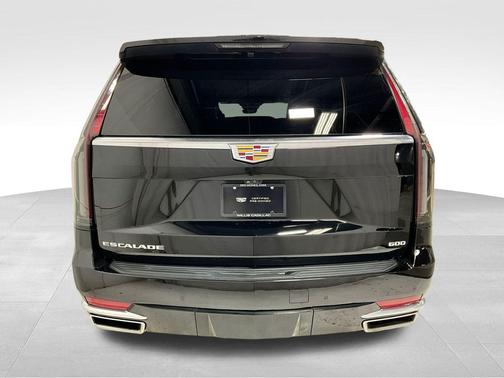 2022 Cadillac Escalade ESV Premium Luxury Platinum