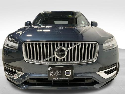 2022 Volvo XC90 Recharge Plug-In Hybrid T8 Inscription 7 Passenger