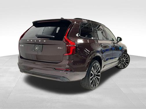 2026 Volvo XC90 B6 Ultra Dark Theme 7-Seater