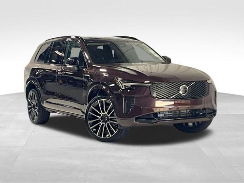 2026 Volvo XC90 B6 Ultra Dark Theme 7-Seater