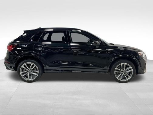 Mythos Black Metallic 2023 Audi Q3 45 S line Premium Plus