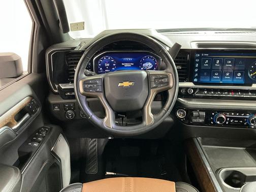 2024 Chevrolet Silverado 3500 High Country