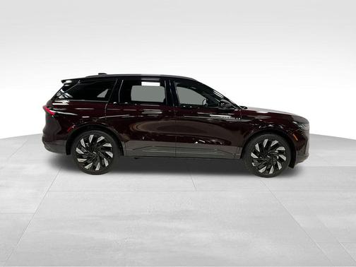 Diamond Red Metallic Clearcoat 2024 Lincoln Nautilus Reserve