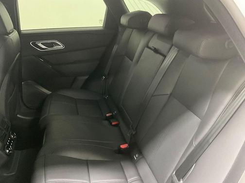 2026 Land Rover Range Rover Velar P400 Dynamic SE