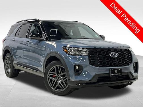 Vapor Blue Metallic 2025 Ford Explorer ST-Line