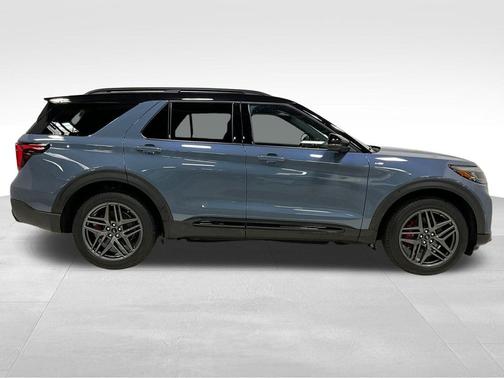 Vapor Blue Metallic 2025 Ford Explorer ST-Line