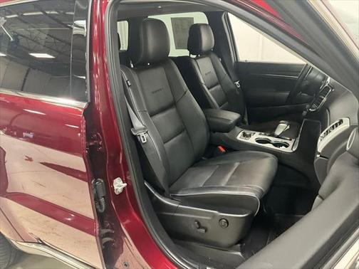 2020 Jeep Grand Cherokee Summit
