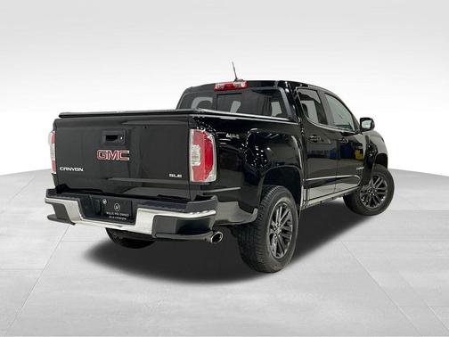 2017 GMC Canyon SLE