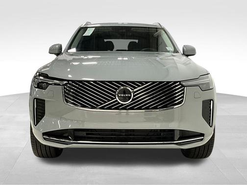 Vapour Grey Metallic 2026 Volvo XC90 Ultra, B6 AWD Gas (mild hybrid), Gasoline, Bright, 7 Seats