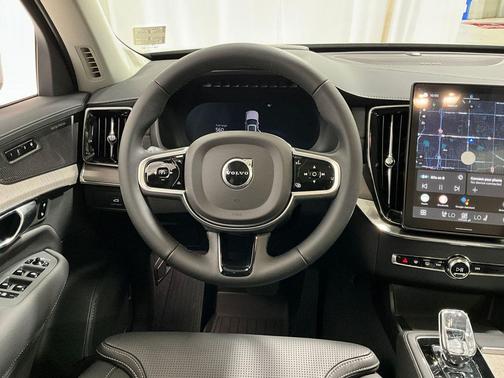 Vapour Grey Metallic 2026 Volvo XC90 Ultra, B6 AWD Gas (mild hybrid), Gasoline, Bright, 7 Seats
