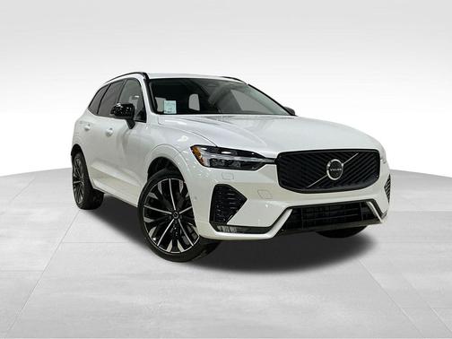 2026 Volvo XC60 B5 Ultra