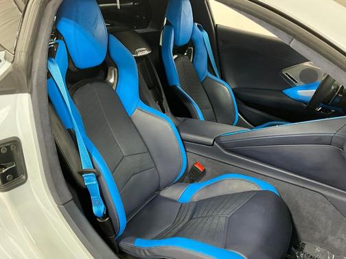 2023 Chevrolet Corvette Stingray w/3LT