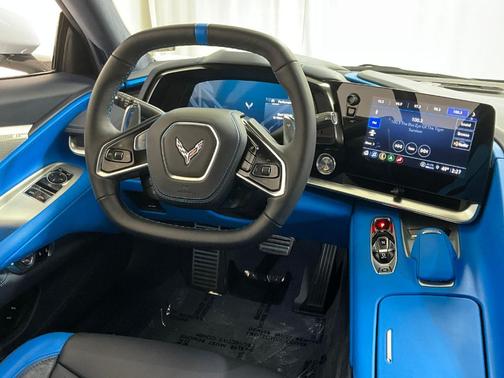 2023 Chevrolet Corvette Stingray w/3LT