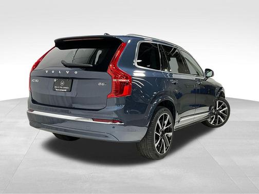 2023 Volvo XC90 B6 Plus 7-Seater