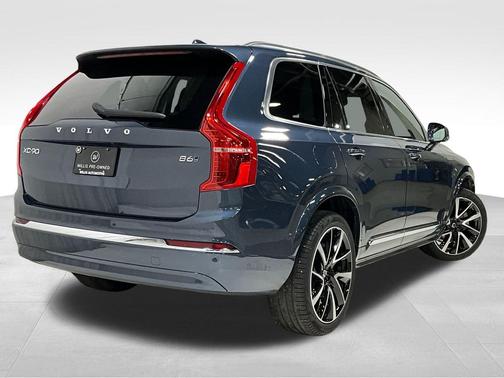 2023 Volvo XC90 B6 Plus 7-Seater