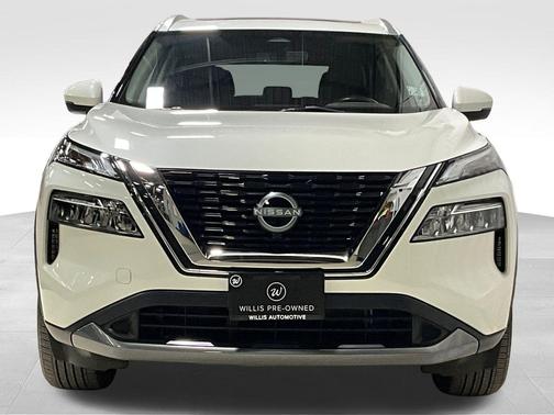 Pearl White Tricoat 2023 Nissan Rogue SL
