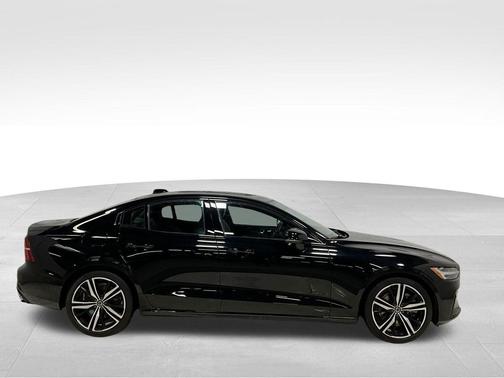 2020 Volvo S60 T6 R-Design