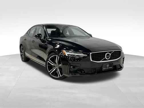 Black Stone 2020 Volvo S60 T6 R-Design