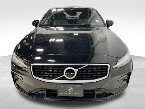 2020 Volvo S60 T6 R-Design