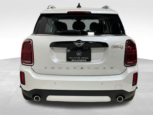 Nanuq White Metallic 2024 MINI Countryman Cooper S ALL4