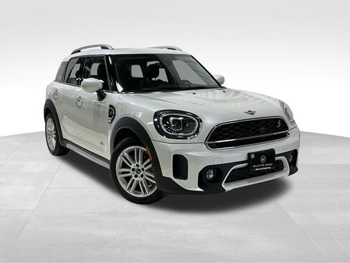 Nanuq White Metallic 2024 MINI Countryman Cooper S ALL4