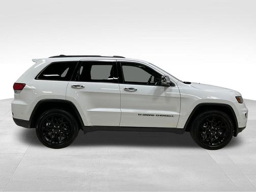 Bright White Clearcoat 2022 Jeep Grand Cherokee Limited