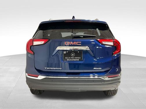 Marine Metallic 2022 GMC Terrain SLT